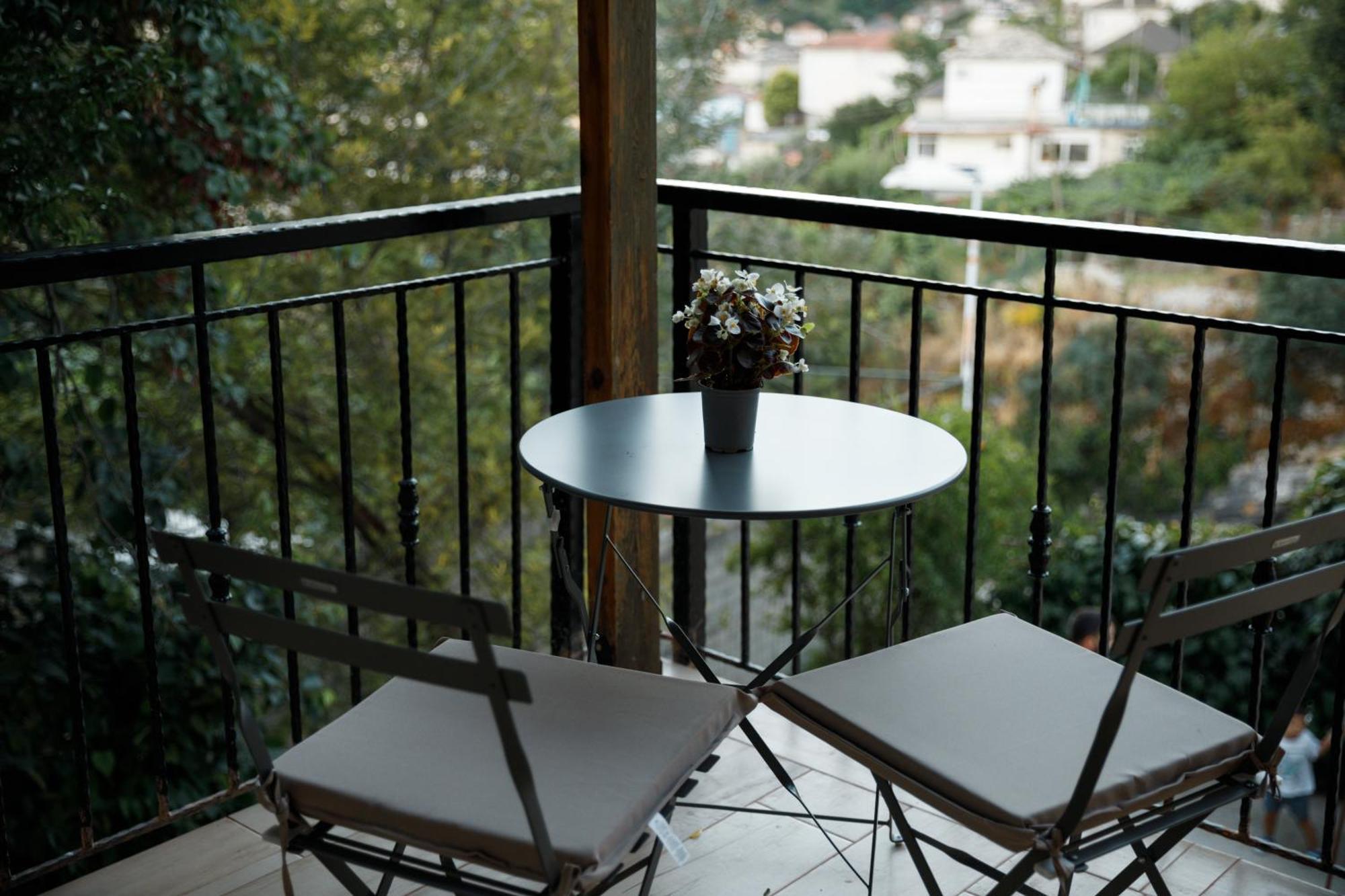 Vila Agimi 65 Gjirokastër Esterno foto