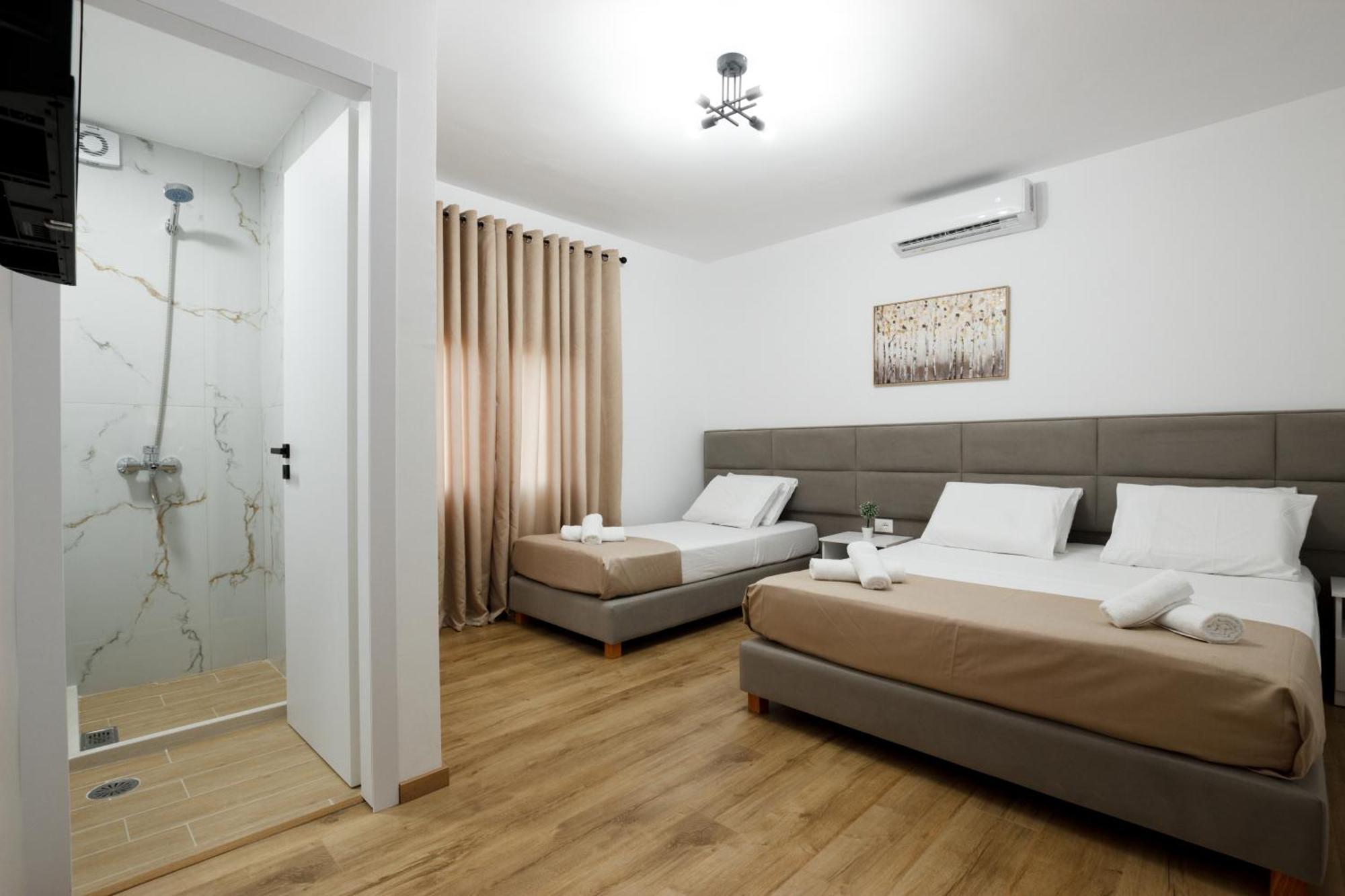 Vila Agimi 65 Gjirokastër Esterno foto
